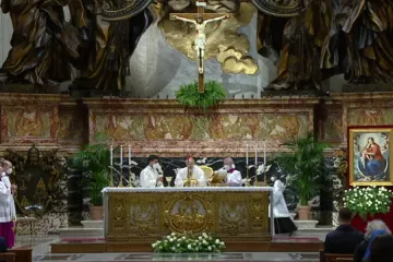 Cardinal Giovanni Battista Re presides at the Mass of the Lord’s Supper in St. Peter’s Basilica, April 1, 2021